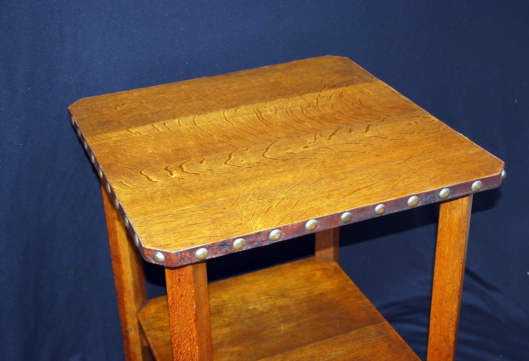corner lamp table oak