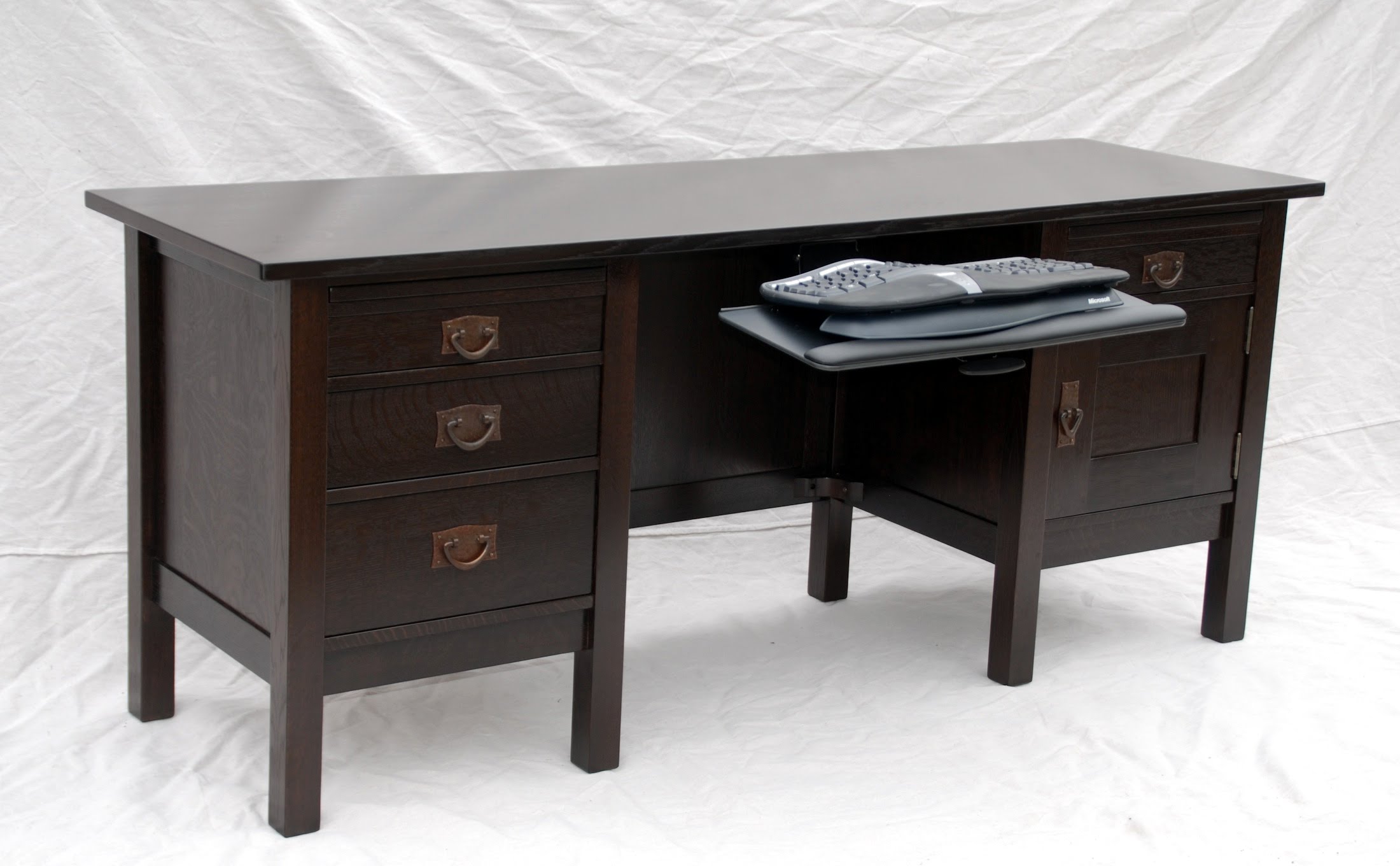 Voorhees Craftsman Mission Oak Furniture Shown With The Tuck Away Keyboard Tray Extended