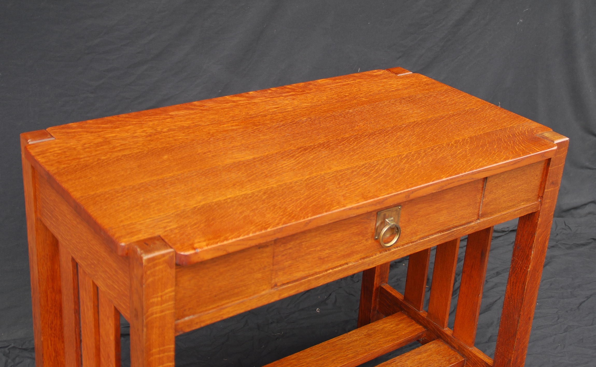 small library table