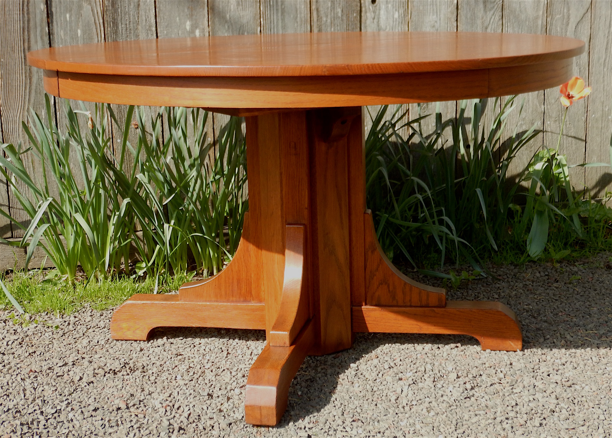 Voorhees Craftsman Mission Oak Furniture Gustav Stickley Vintage Voorhees Craftsman Mission Oak Furniture Gustav Stickley Vintage Pedestal Base Dining Table With Excellent Grain On The Top